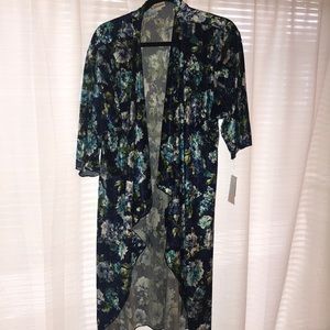 Lularoe Elegant Shirley